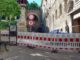 Fassadenschaden an Gebäude bei Kaiser Friedrich Therme führt zu Straßensperrungen