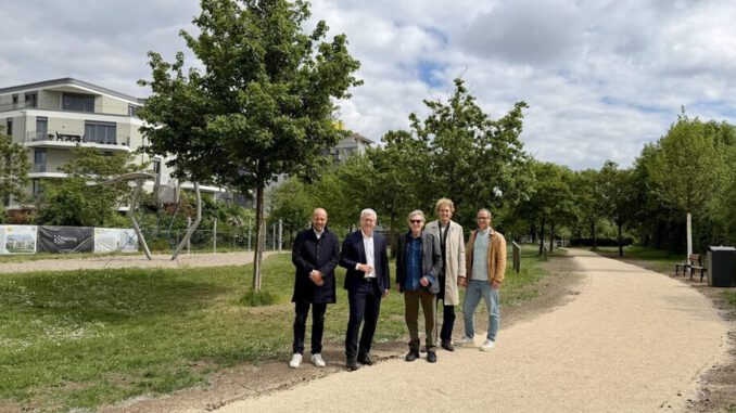 Neue Fuß und Radwege verbinden Helling Höfe direkt mit Rheinpromenade in Kastel Neue Fuß und Radwege verbinden Helling Höfe direkt mit Rheinpromenade in Kastel