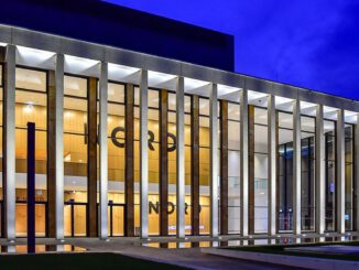 Wiesbaden bietet über die Feiertage und ins neue Jahr ein vielfältiges Kulturprogramm im Kurhaus und RMCC