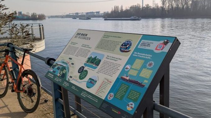 Wiesbaden stellt neun Informationstafeln an Rhein und Main auf