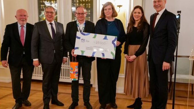 Wiesbadener Preis für psychosoziale Beratungsstelle in Gebärdensprache Wiesbadener Preis für psychosoziale Beratungsstelle in Gebärdensprache