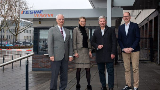 Zufriedenheit mit ESWE Verkehr steigt weiter, Pkw Bewertung deutlich schlechter